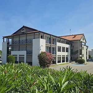 https://bb-hotel-avignon-hotel.fr-provencehotel.com